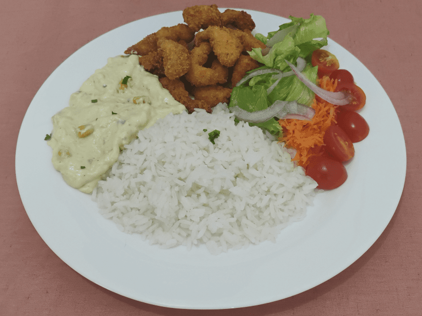 Foto Cardápio - Casa do Sabor Caseiro - Isca de Frango - Arroz e Salada