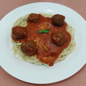 Macarrão Alho e Óleo com Almodegas ao Molho Sugo - Casa do Sabor Caseiro - Sorocaba Jardim Simus